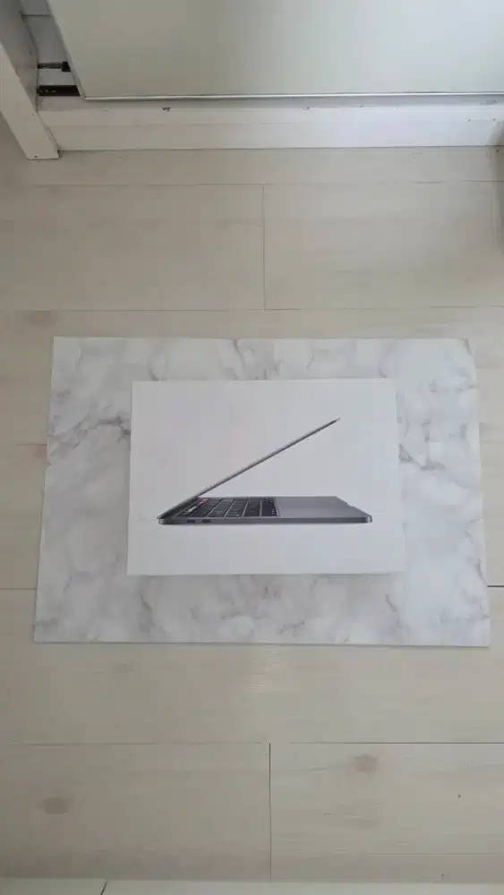 MacBook Pro 2020 Touch Bar 13 Inch 16GB RAM 512GB Intel Core i5 Quad