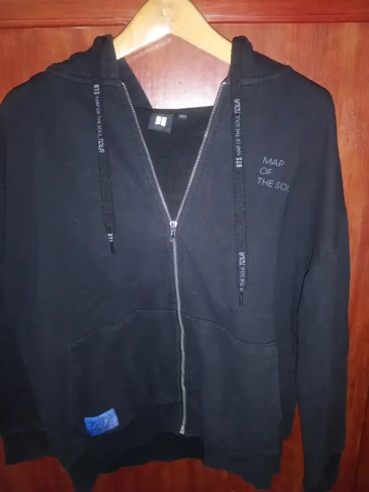 Hoodie zipper BTS Map Of The Soul Tour Official Merchandise
