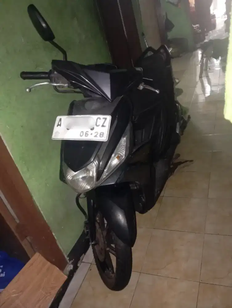YAMAHA MIO M3 125 WARNA HITAM