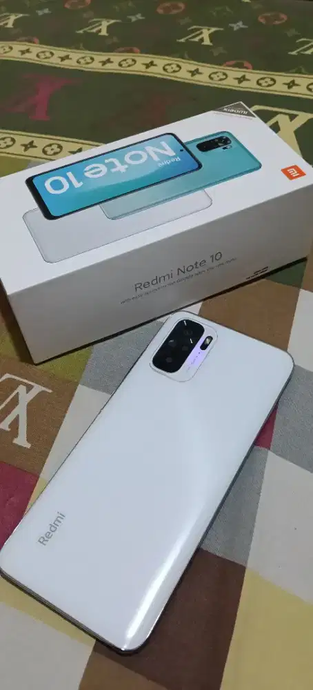 Jual Xiaomi Note 10 warna Putih