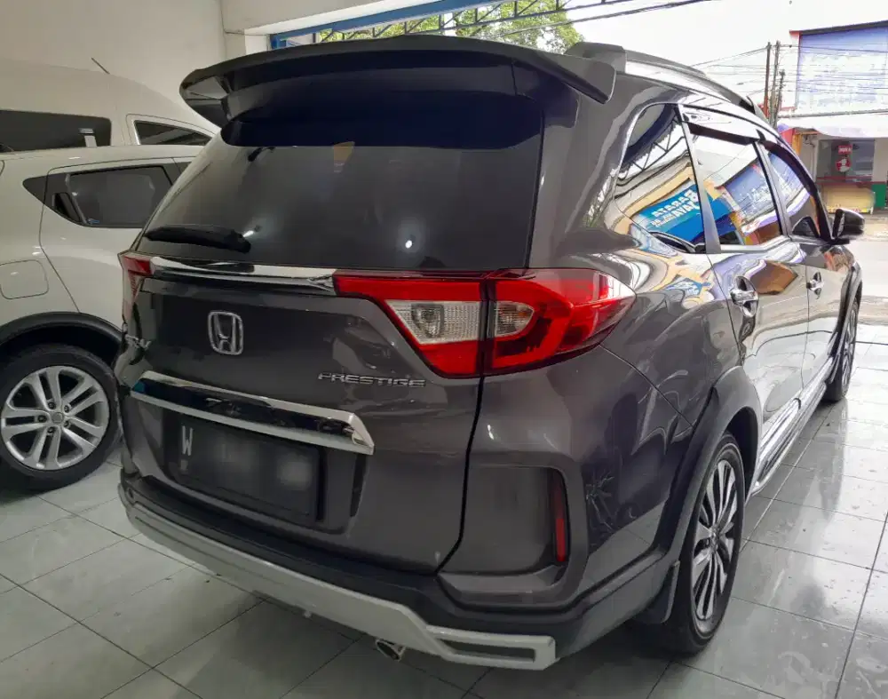 Honda BR-V Prestige Abu-abu 2021 Automatic