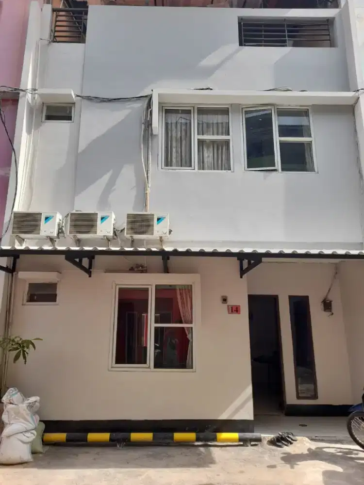 Dijual Kost Full Fasilitas