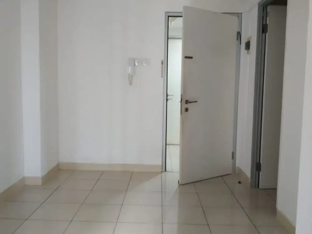 Apartemen Greenbay Pluit 2 Kamar kondisi Kosongan View ke Kolam