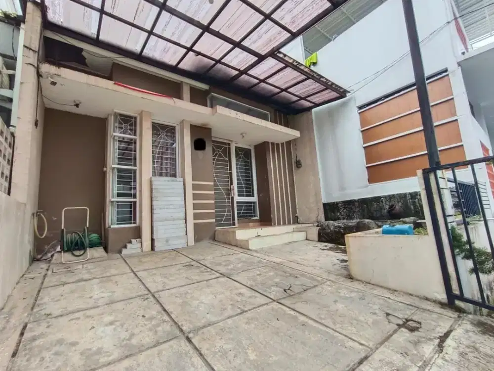 Di Jual Murah (BU), Rumah di Serpong Park, BSD City, Tangerang Selatan, Banten.