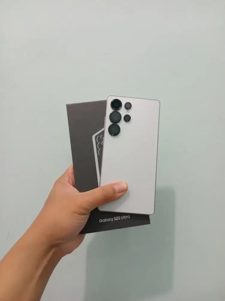 Samaung S25 Ultra 512 (Like New) garansi panjang