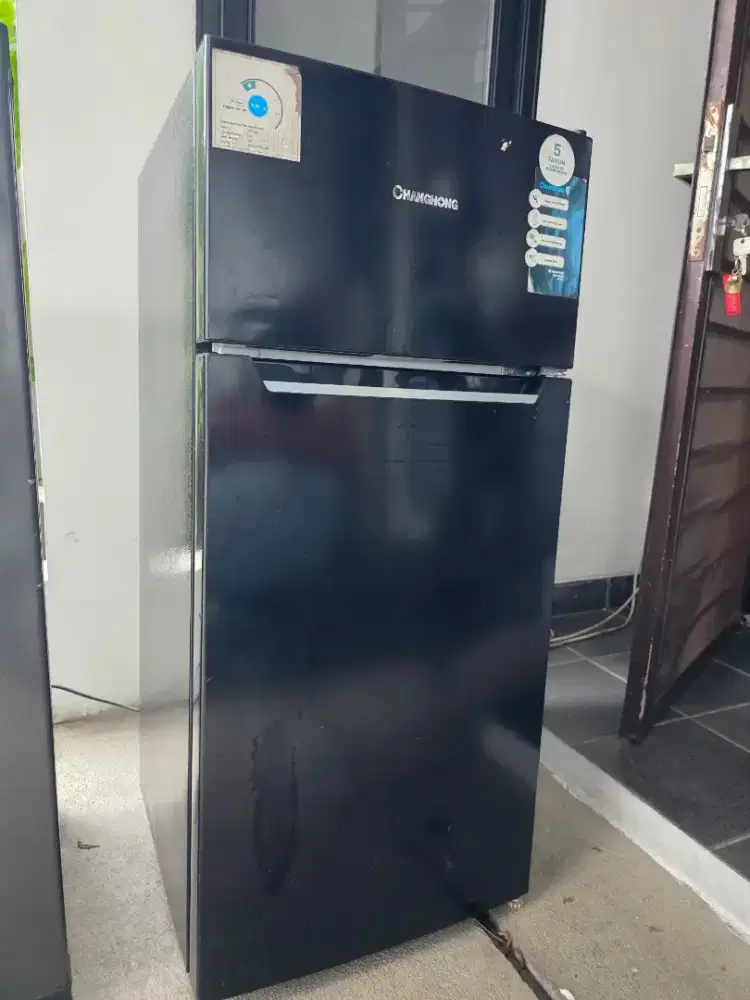 Dijual Kulkas Bekas 2 Pintu