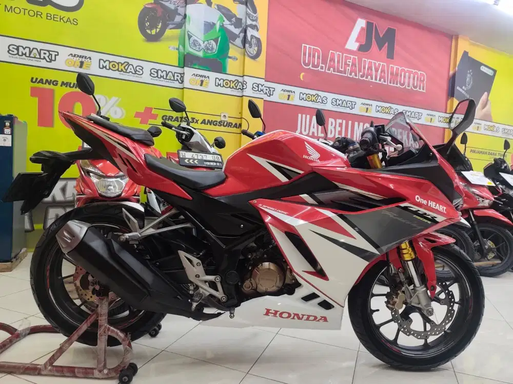 Promo DP 300rb* New CBR 150R tahun 2021