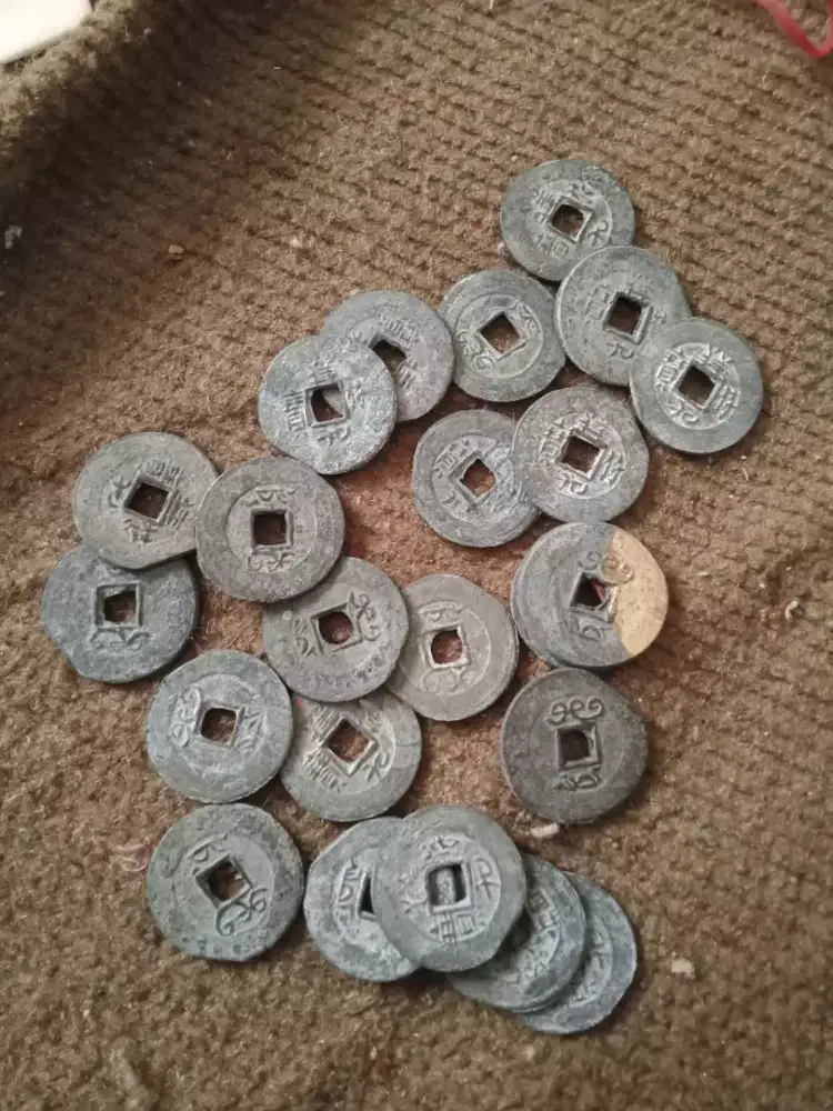 Koin Gobog semua ada 23 keping.