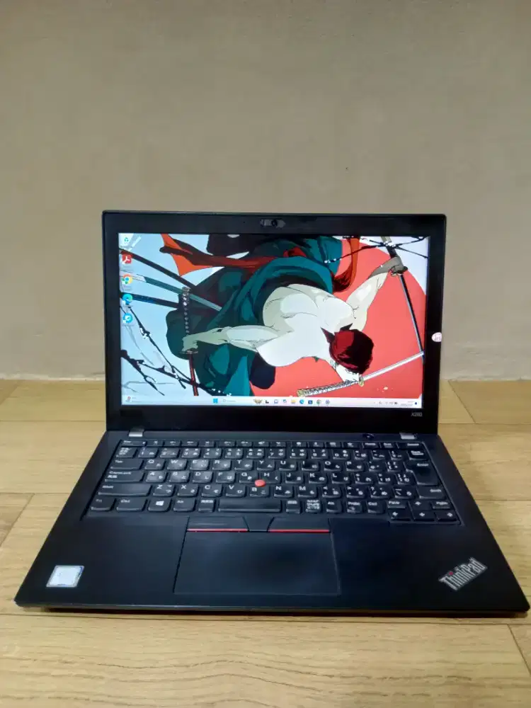 LENOVO THINKPAD X280 i3
Intel Core i3 8130U 2.20GHz
RAM 8GB
SSD 256GB