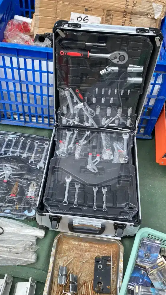 Toolkit set 187pcs /konci shock fullset