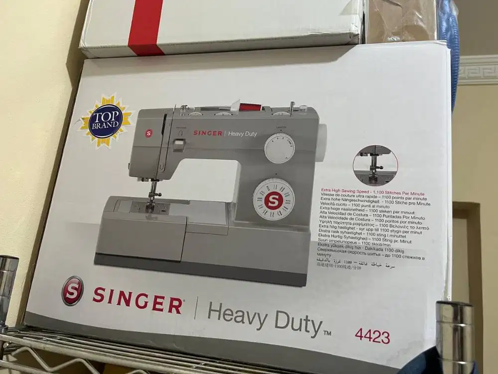 SINGER HEAVY DUTY 4423