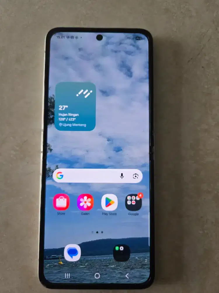 Samsung z flip 3 second