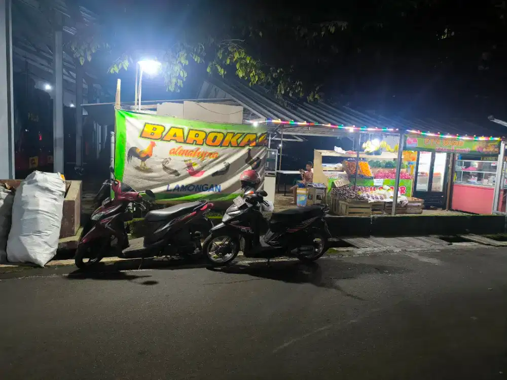 Di jual tenda bekas pecel lele