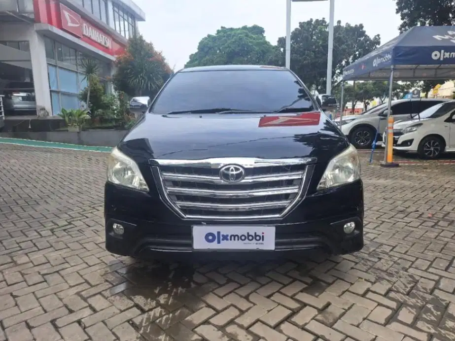 DP RENDAH Toyota Kijang Innova 2.0 V Bensin-AT 2015 UBKS