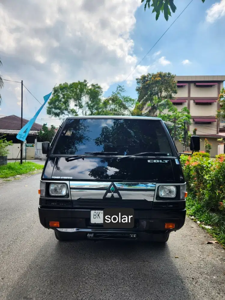 Mitsubishi Eltor L300 pickup solar 2022 pemakaian 2023 diesel