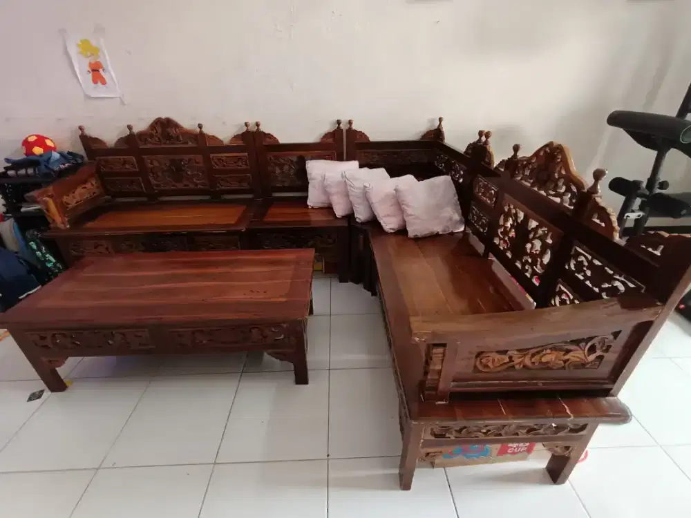 Kursi kayu jati letter L ukiran jepara dengan laci