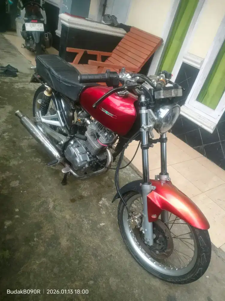 Honda GL 100 tahun 1980