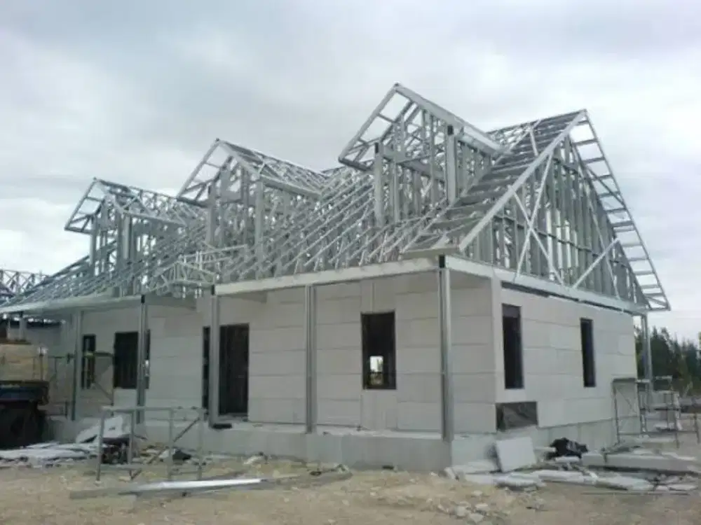 Konstruksi baja ringan, plafon PVC