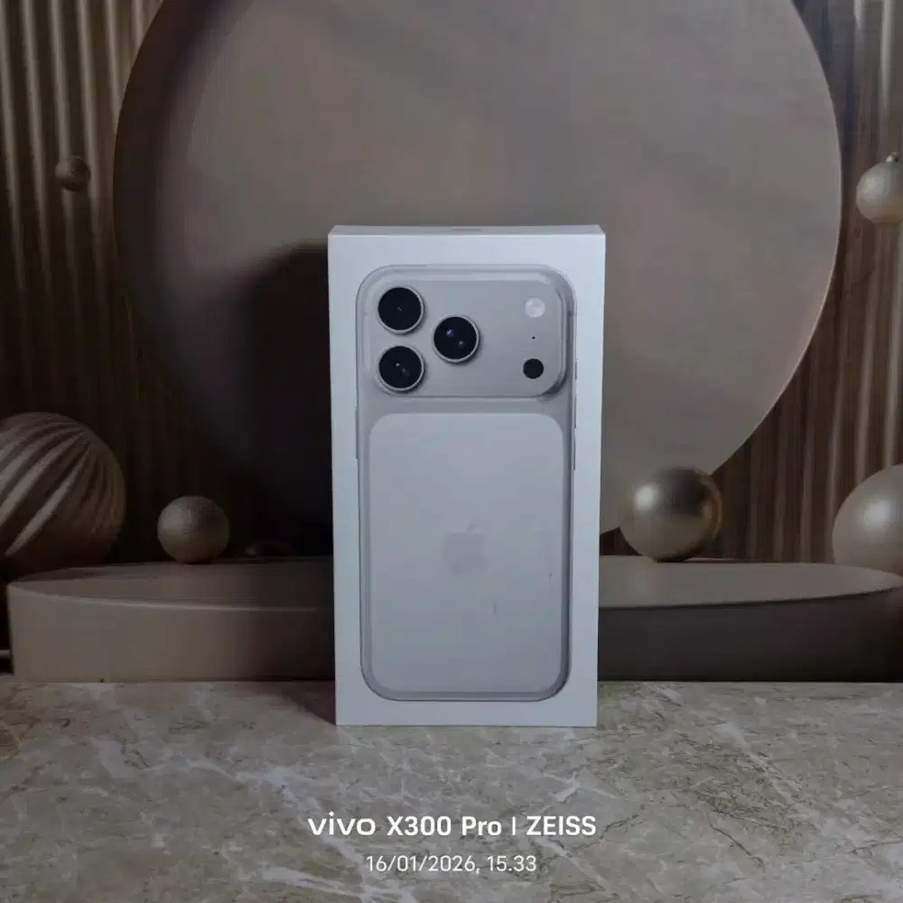 Iphone 17 pro 256gb ibox silver baru