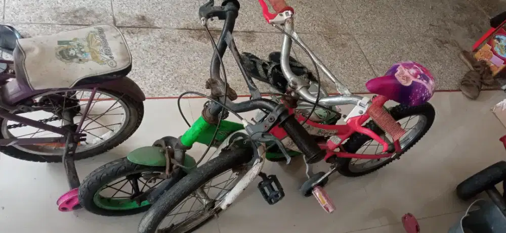 Jual cepat sepeda anak roda 4