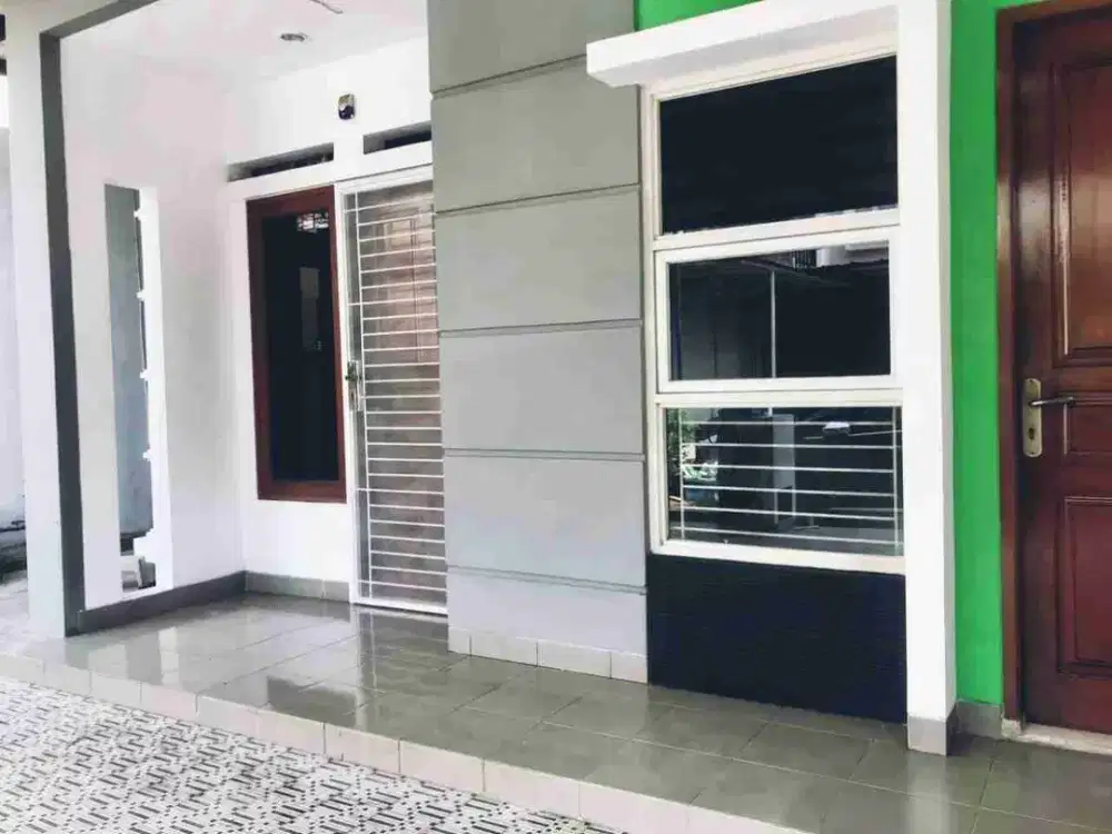 Disewakan Rumah Cantik di Cluster Teresta Metland Menteng Jakarta Timur