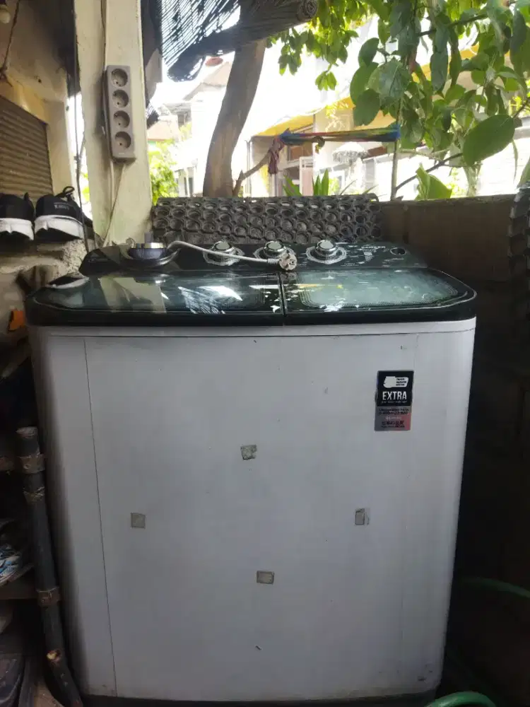 Mesin cuci Sanken 2 tabung