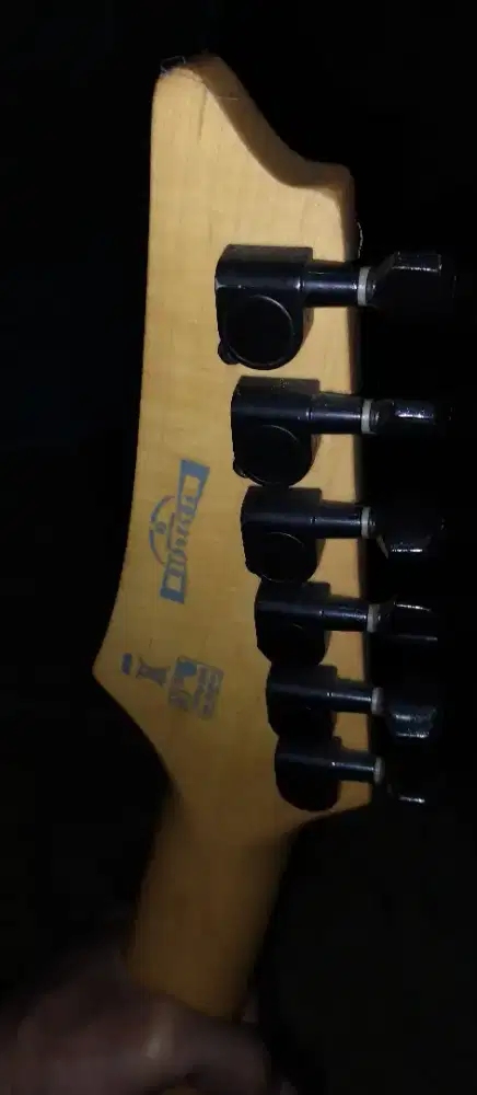 Gitar Electric Ibanez