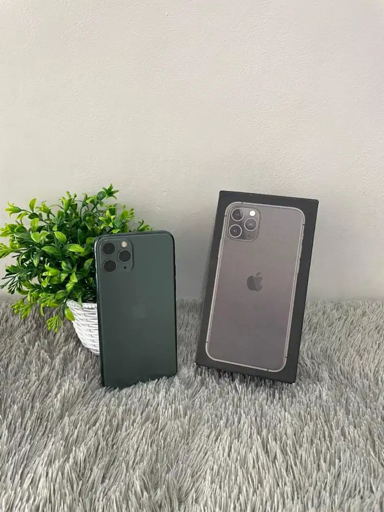 IPhone 11 Pro 512GB Midnight Green mulus Fullset BH 83% Permanen