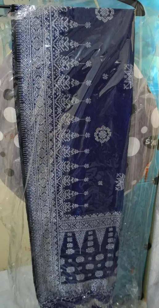 Dijual kebaya pengantin, masih bagus sekali seperti baru