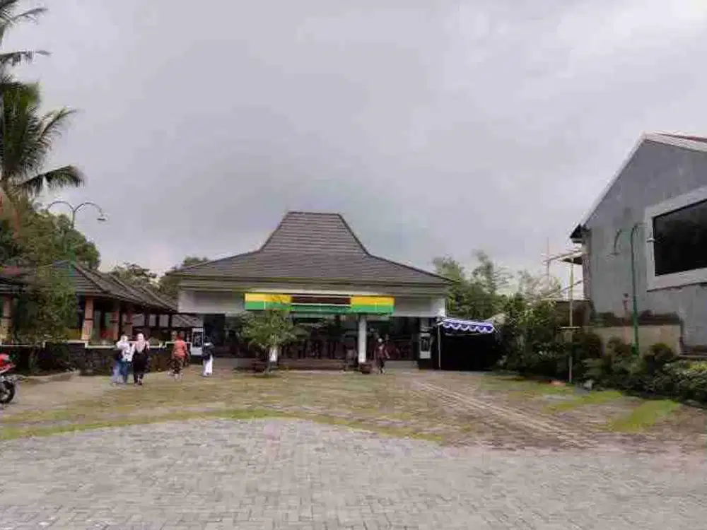 DIJUAL TEMPAT USAHA STRATEGIS JL KALIURANG PAKEM SLEMAN