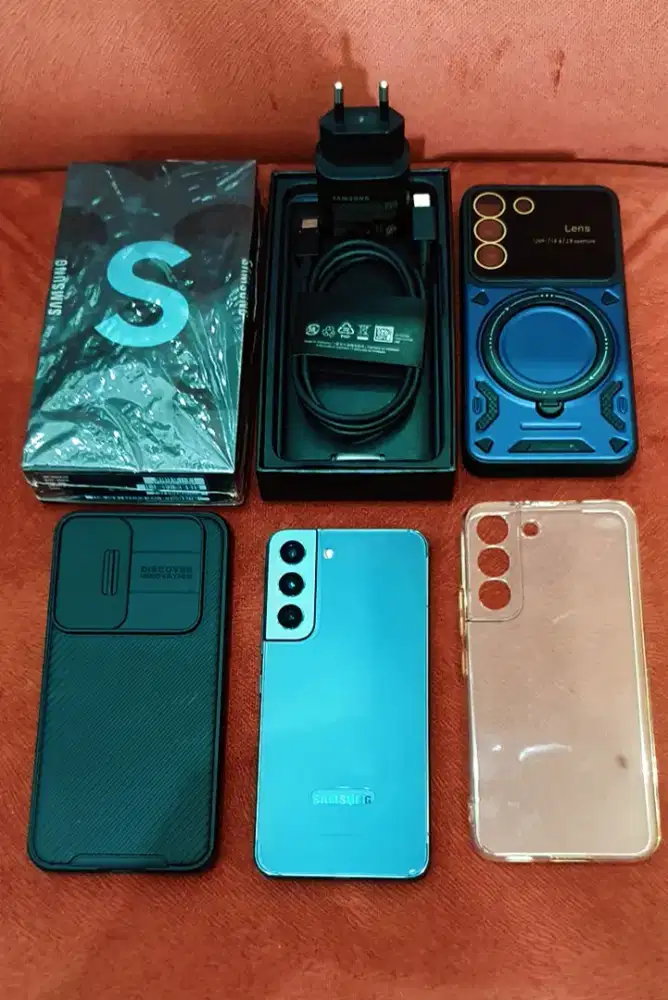 Samsung galaxy s22 green 8/256 sein like new fullset