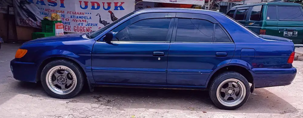 Toyota Soluna 2001 Bensin