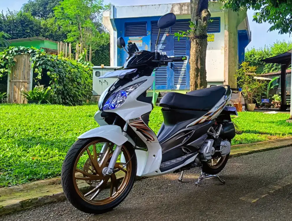 Suzuki Skywave 2010 White Orisinil Mulus