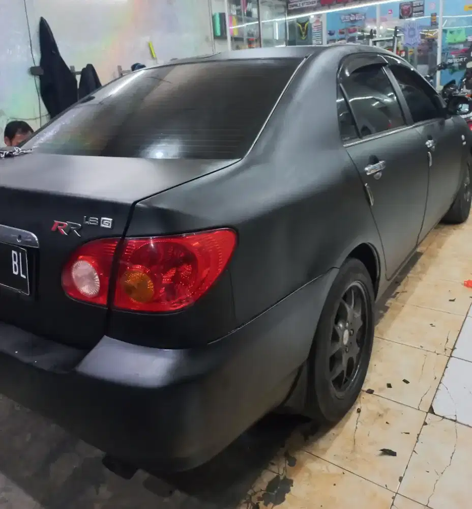 Jasa pasang sticker wrapping mobil motor