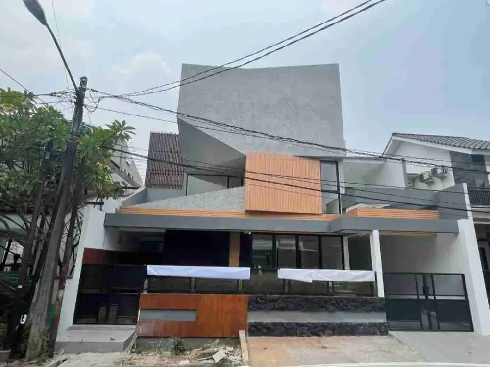 Rumah baru bintaro sektor 9 siap huni dengan kolam renang