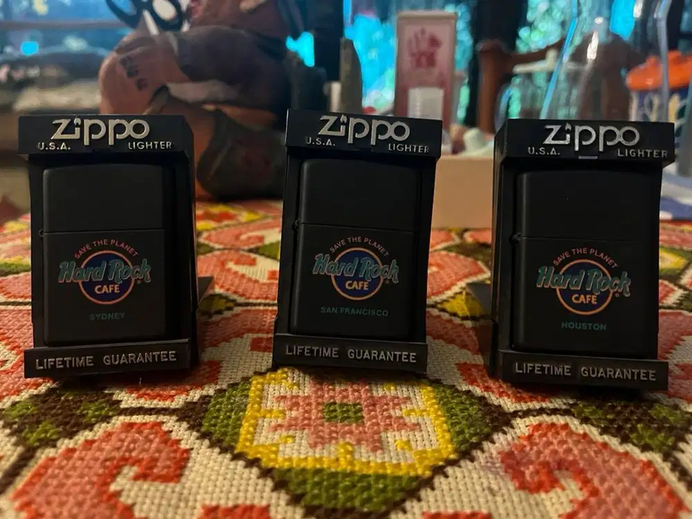 ZIPPO LIGHTER HARD ROCK ORI