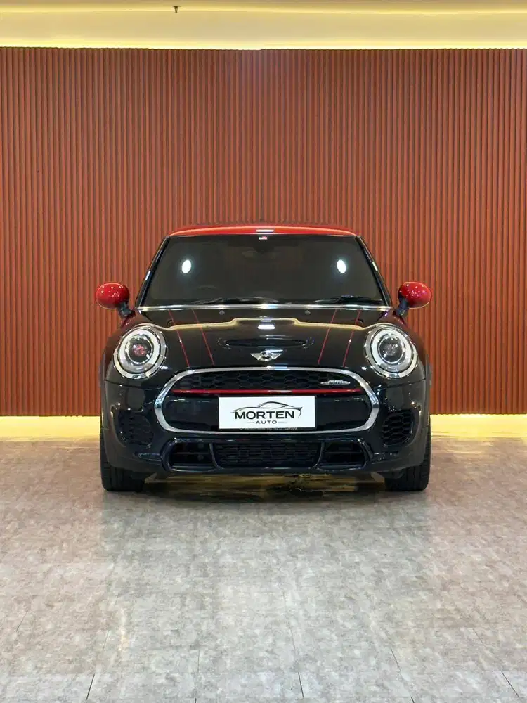 [KM 24rb] Mini Cooper S 2.0 Turbo JCW F56 2017, Hitam, Antik