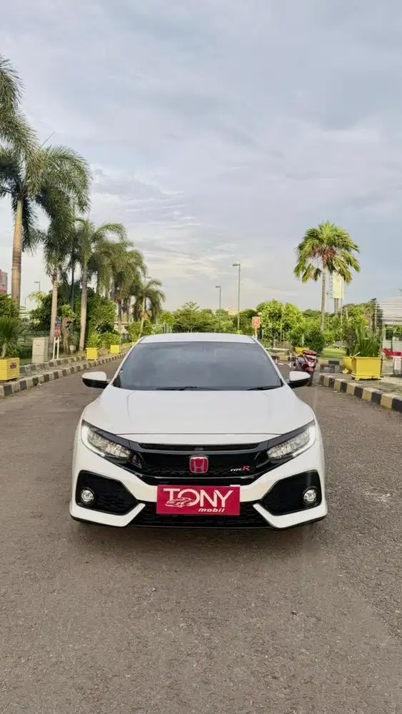 #Tony Mobil# Honda Civic 1.5 E Turbo Hatchback 2019 Putih