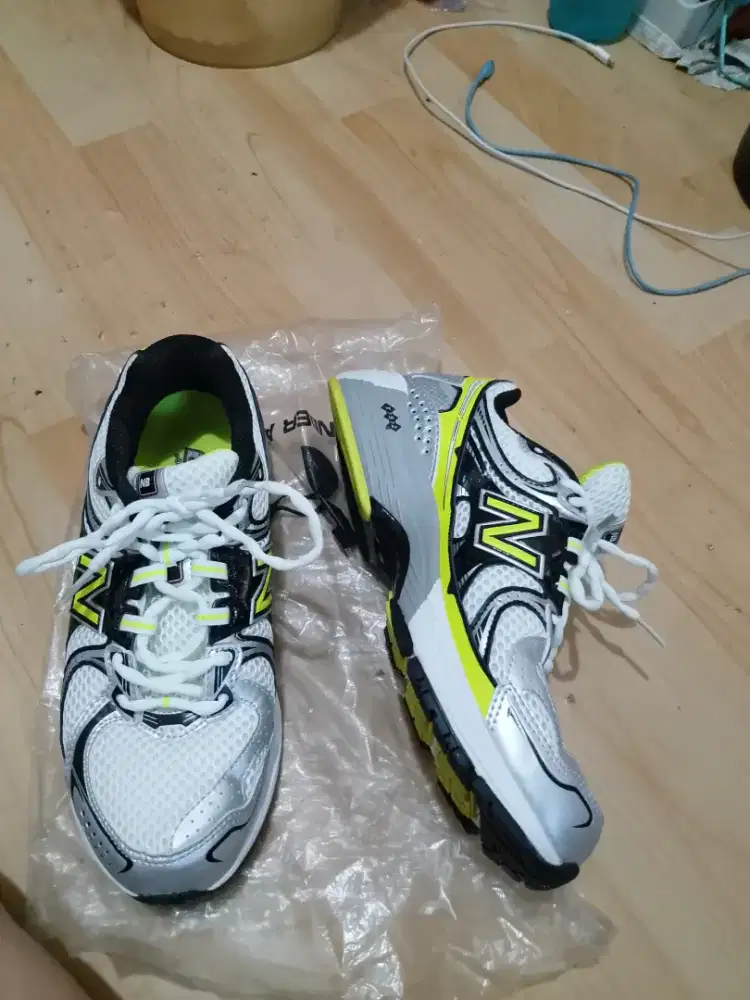 Sepatu raning NB NO 43