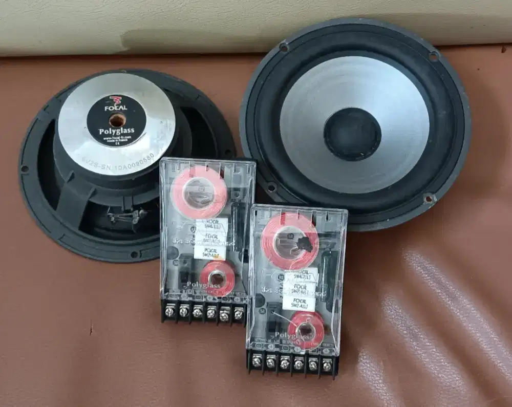 Speaker Focal 6V2S & Cross Over Focal Polyglass