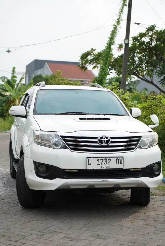 Toyota Fortuner 2011 G MT 2.5 Diesel Solar Manual