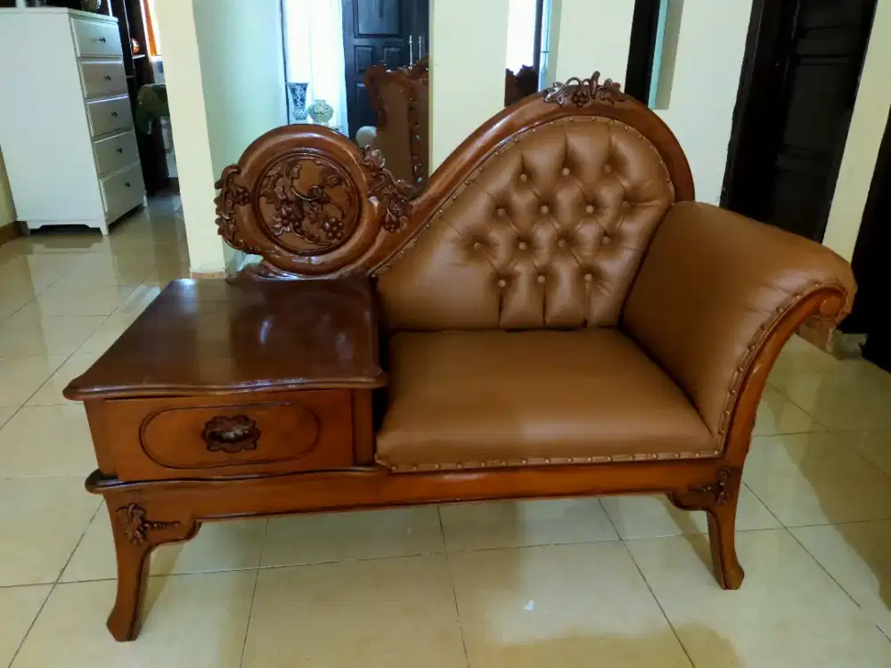 Sofa telepon anggur kayu jati Jepara