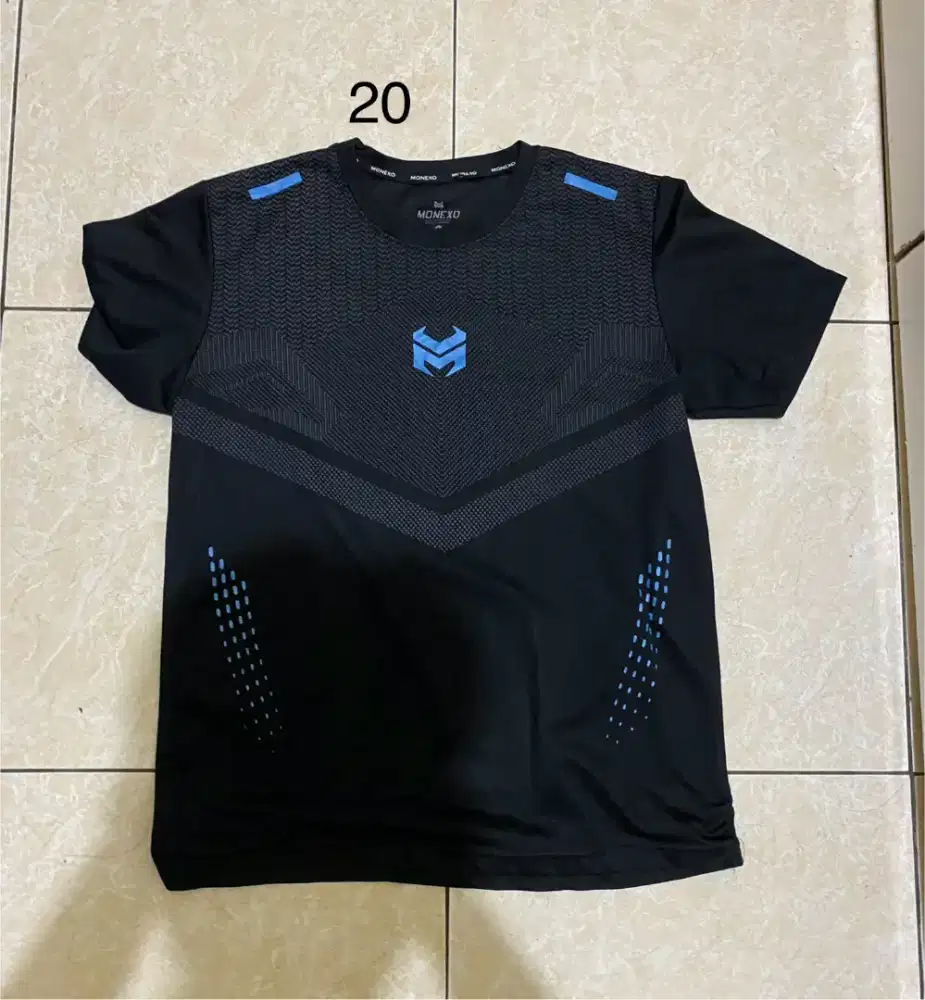 Baju celana bekas masih layak pakai kondisi oke