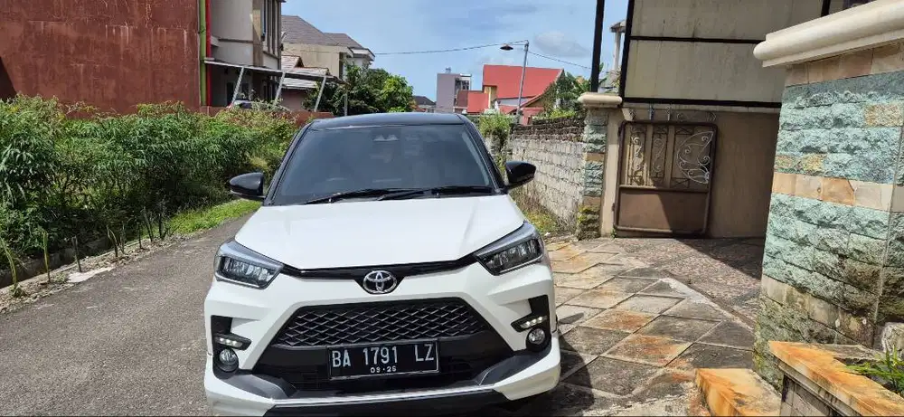 Dijual Raize GR Sport TSS th.2021 harga Rp. 230 juta