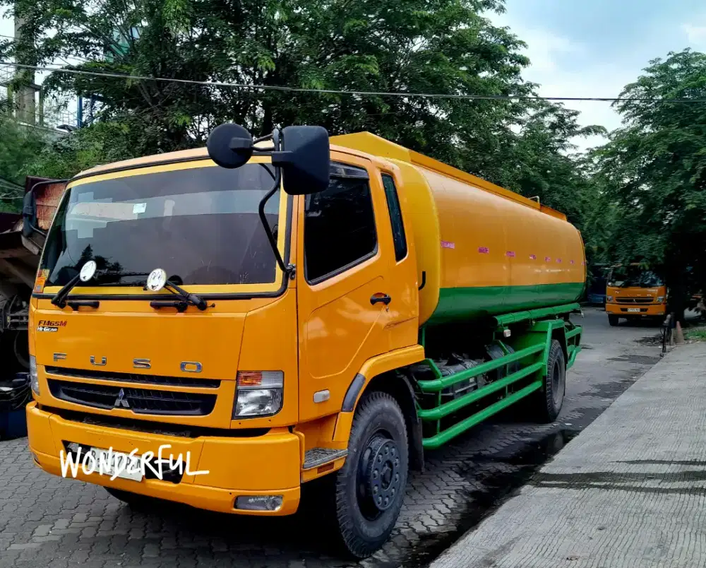 Mitsubishi Fuso Fighter FM 65HD 240psHD Tangki 16000ltr Bio Solar Hino