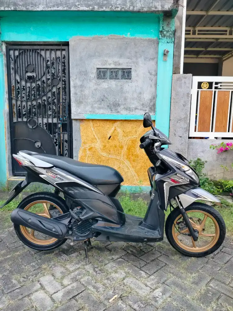 Honda Vario CBS AT 2010 Violet Silver Original