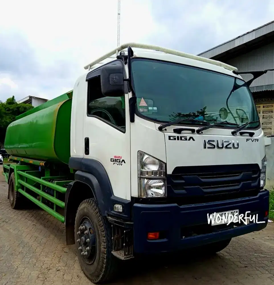 Isuzu GIGA FVR 245PS Tangki 16000ltr Turbo Bio Solar Km10rb Hino Fuso
