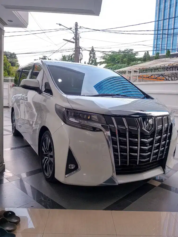 Alphard 2.5 G TSS 2022/21