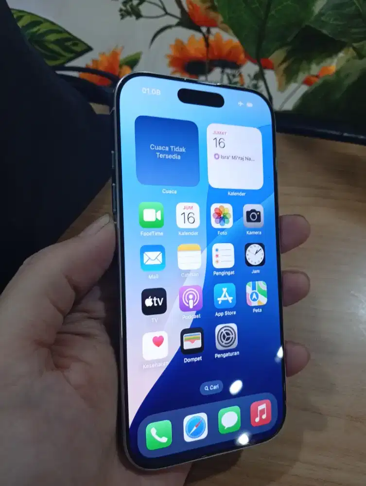 iphone 16 pro 128gb ibox batangan garansi smpe juli 2026