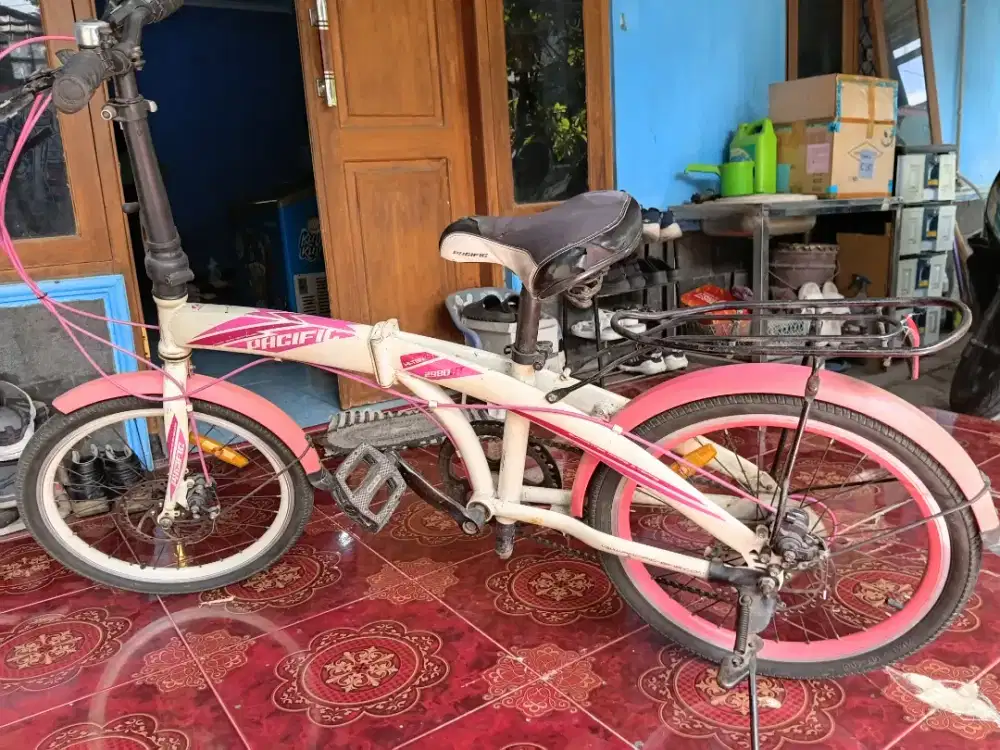 SEPEDA LIPAT PACIFIC